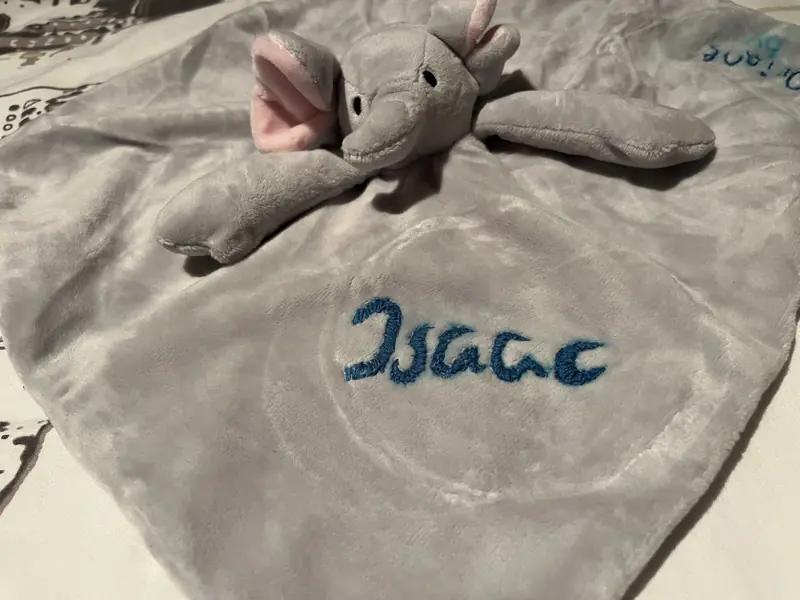 image doudou style elephant pour enfant